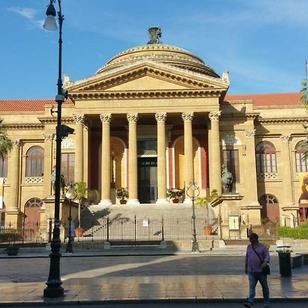 Benvenuti Al Massimo Appartement Palermo Buitenkant foto