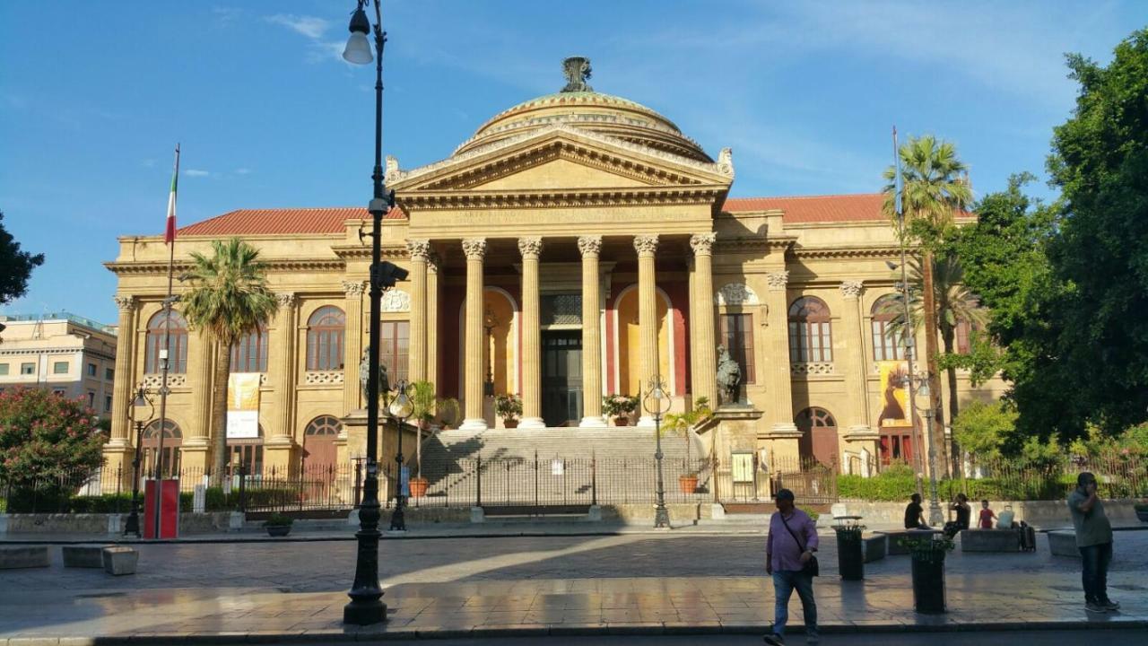 Benvenuti Al Massimo Appartement Palermo Buitenkant foto